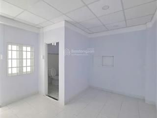 Bán gấp nhà riêng 3 tầng, 64m2, 10,6 tỷ tại cách mạng tháng tám, p 13, q10, hcm
