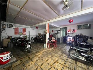 Bán nhà mặt phố tân trang, 30 tỷ, 133 m2, giá siêu hời, uy tín