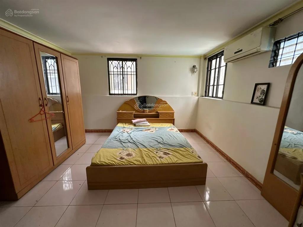 Bán nhà riêng tại đề thám, 22 tỷ, 96.2m2, 4 tầng, sổ đỏ đầy đủ