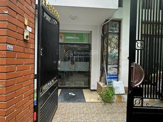 Bán nhà riêng tại đề thám, 22 tỷ, 96.2m2, 4 tầng, sổ đỏ đầy đủ