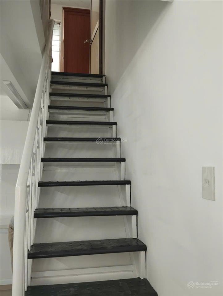 Bán căn hộ 52 chánh hưng  quận 8 2.3 tỷ