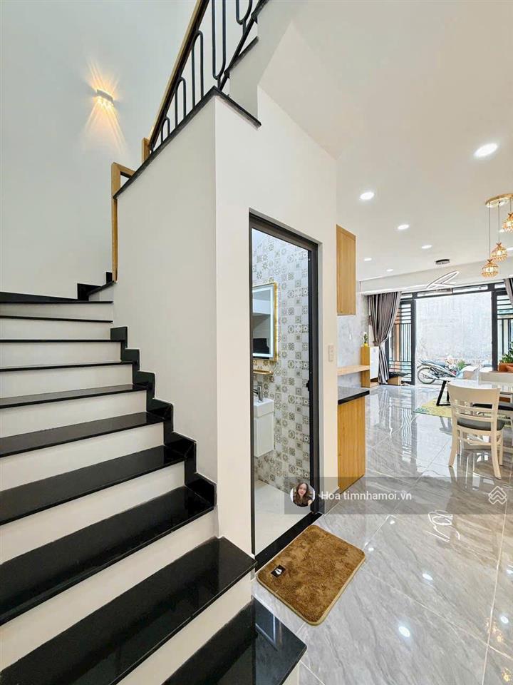 Nhà đẹp lê văn thọ gò vấp sổ vuông vức ngang 4m thu nhập 12tr/1 tháng đi 100m ra quang trung