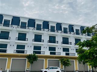 Nhà phố 4 tầng sát biển  trung tâm thành phố  pháp lý chuẩn