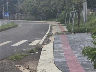 Cần ra nhanh lô đất mặt tiền đường dt744, dầu tiếng, hcm