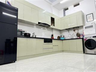 Hxh nguyễn văn lượng p17, cn 92m2=6mx16m. vuông đẹp. giá tốt 7,8 t