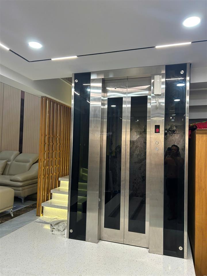 Bán nhà góc 3 mt nguyễn thái sơn,p3. dt 9,5x14.8m (cn 142m2, dtsd 625m2),6 tầng thang máy.giá 34 tỷ