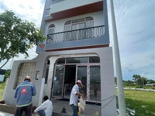 Bán nhà 1 trệt 2 lầu, đ.tỉnh lộ 2, tân phú trung, dt đất 80m2, giá 2,2 tỷ, sổ hồng riêng