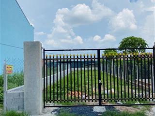 Chủ cần tiền bán nhanh lô đất đ.trung lập gần chợ trung lập thượng, dt 117m2 giá 900tr, shr