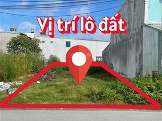 Chủ cần bán lô đất 1,2 tỷ đ.trần tử bình gần chợ việt kiều cách khoảng 100m. dt 125m2 sổ hồng riêng