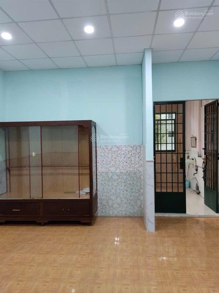 Giảm ngay 200 triệu  bán gấp nhà hxh lạc long quân  âu cơ, 55m2, giá chỉ 6,6 tỷ