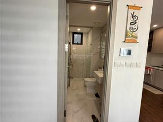 Cho thuê căn hộ 2pn chung cư masteri west height tòa d tầng 35 full nội thất chỉ xách vali về ở