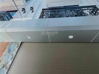 Cầu diễn từ liêm nhà thiết kế 5 tầng hiện đại full nội thất. giá 5 tỷ 680