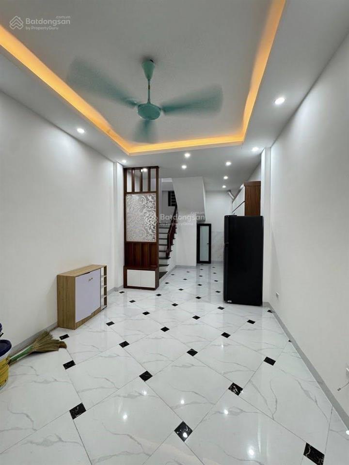 Bán nhà 5 tầng mới sổ nở hậu giá 4.65 tỷ