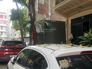 Bán đất cầu giấy  hàng cực hiếm  phân lô trung kính to  cách phố chỉ 1 nhà