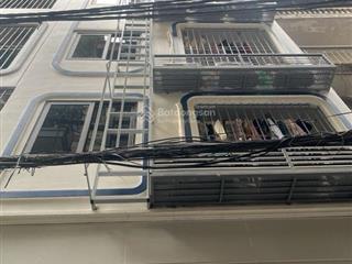 Bán nhà cầu giấy  toà căn hộ apartmen cao cấp  doanh thu 120tr/tháng