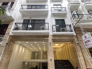 Bán toà văn phòng phân lô vip cầu giấy  7 tầng gara oto thông sàn thang máy