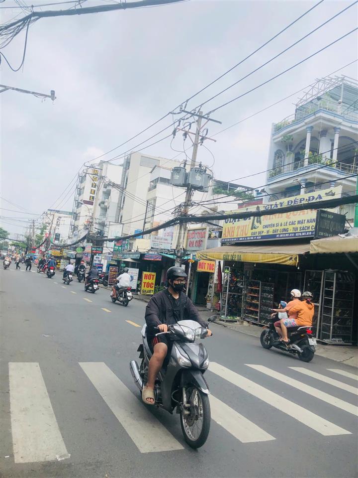 Bán nhà mặt phố tại tân kỳ tân quý, 30 tỷ, 200m2, giá cực chất chỉ 150tr/m2giá 30 tỷ tl