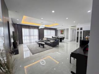 Bán căn hộ ascentia phú mỹ hưng dt 108m2 giá 10tỷ gồm 3pn 2wc. full nội thất.  0962 545 *** phong