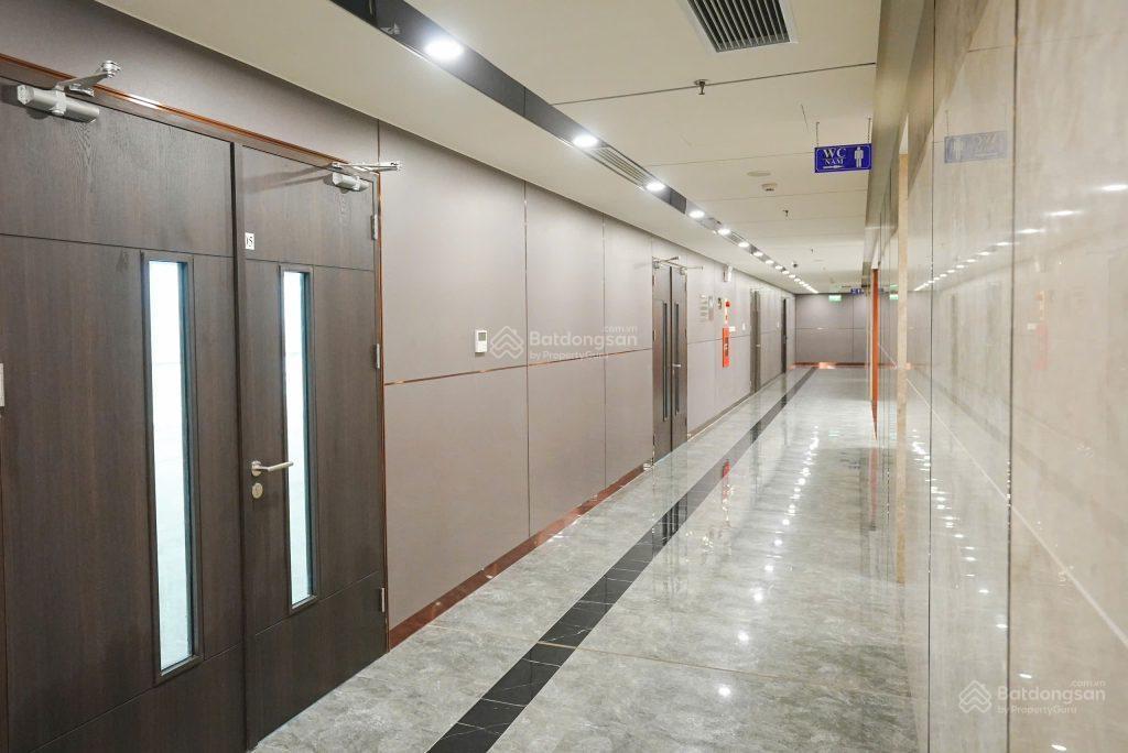 Bán văn phòng siêu vip hạng a ngã tư minh khai  bạch mai  khu vực trung tâm hn giá 5xtr/m2