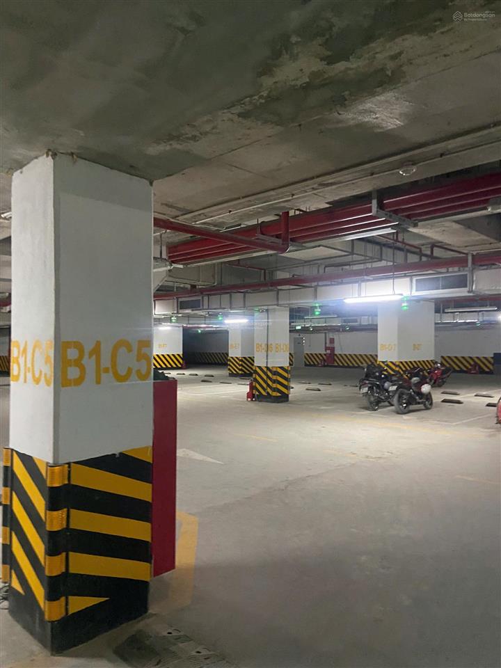 Bán tòa nhà văn phòng 40tầng hạng a goldmark city chỉ với 54tr/m2 136 hồ tùng mậu, bàn giao luôn