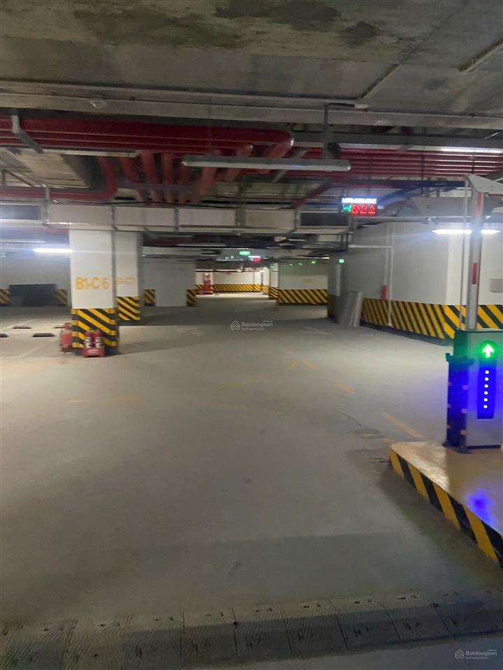 Bán tòa nhà văn phòng 40tầng hạng a goldmark city chỉ với 54tr/m2 136 hồ tùng mậu, bàn giao luôn