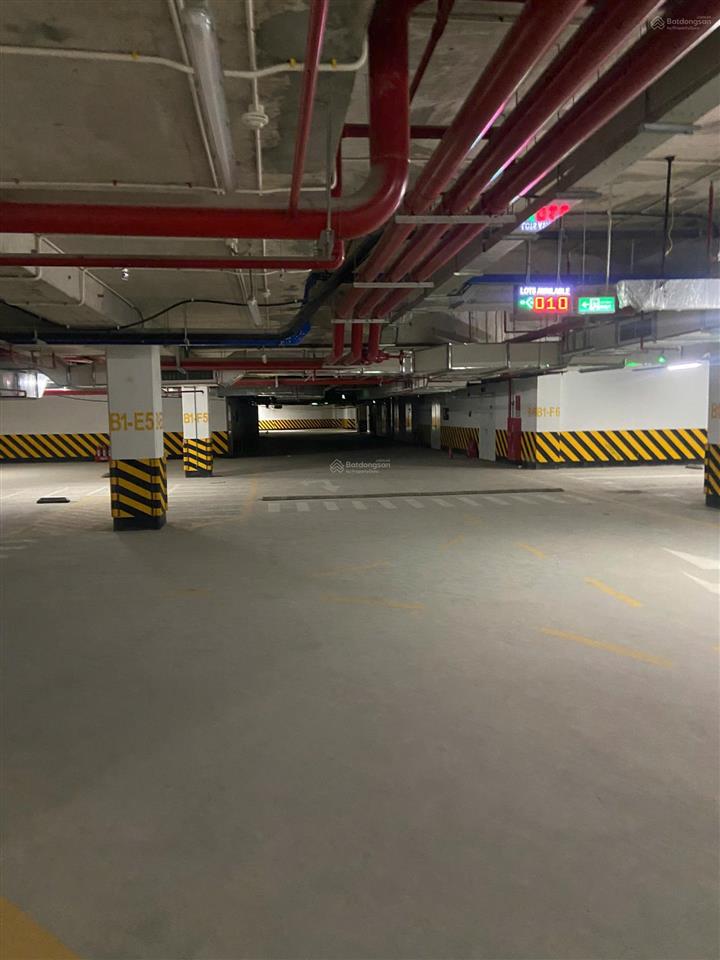 Bán tòa nhà văn phòng 40tầng hạng a goldmark city chỉ với 54tr/m2 136 hồ tùng mậu, bàn giao luôn