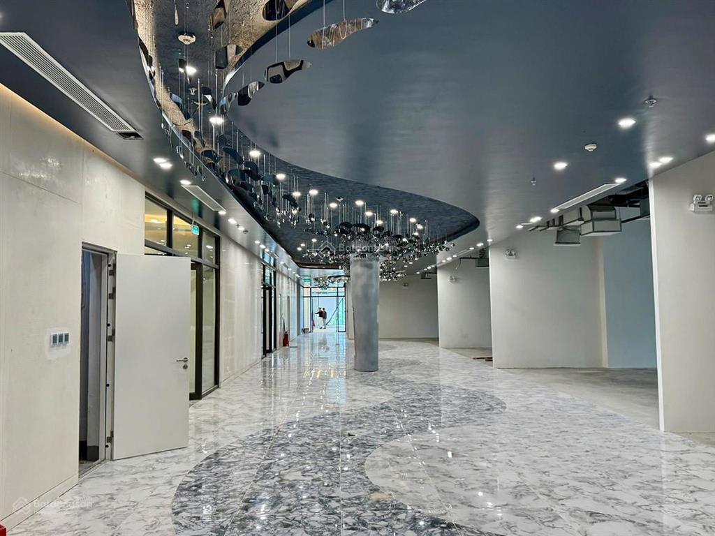 Chỉ với 5xtr/m2 đã có tòa văn phòng hạng a rox tower goldmark city tại hồ tùng mậu trực tiếp cđt