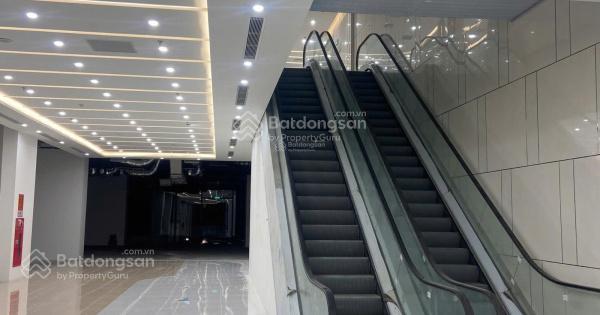 Chỉ với 5xtr/m2 đã có tòa văn phòng hạng a rox tower goldmark city tại hồ tùng mậu trực tiếp cđt