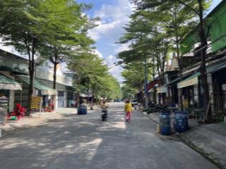 Dãy trọ dòng tiền khoán 15tr/tháng ngay chợ đêm mỹ phước 1, sát đại lộ bình dương