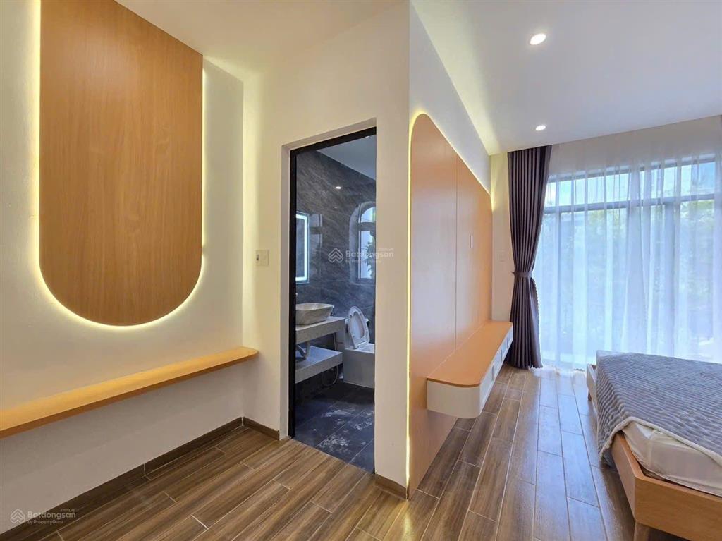 Nhà mới xây ngay trước siêu thị mega liên chiểu, đối diện trường đh sư phạm, chơn tâm 9