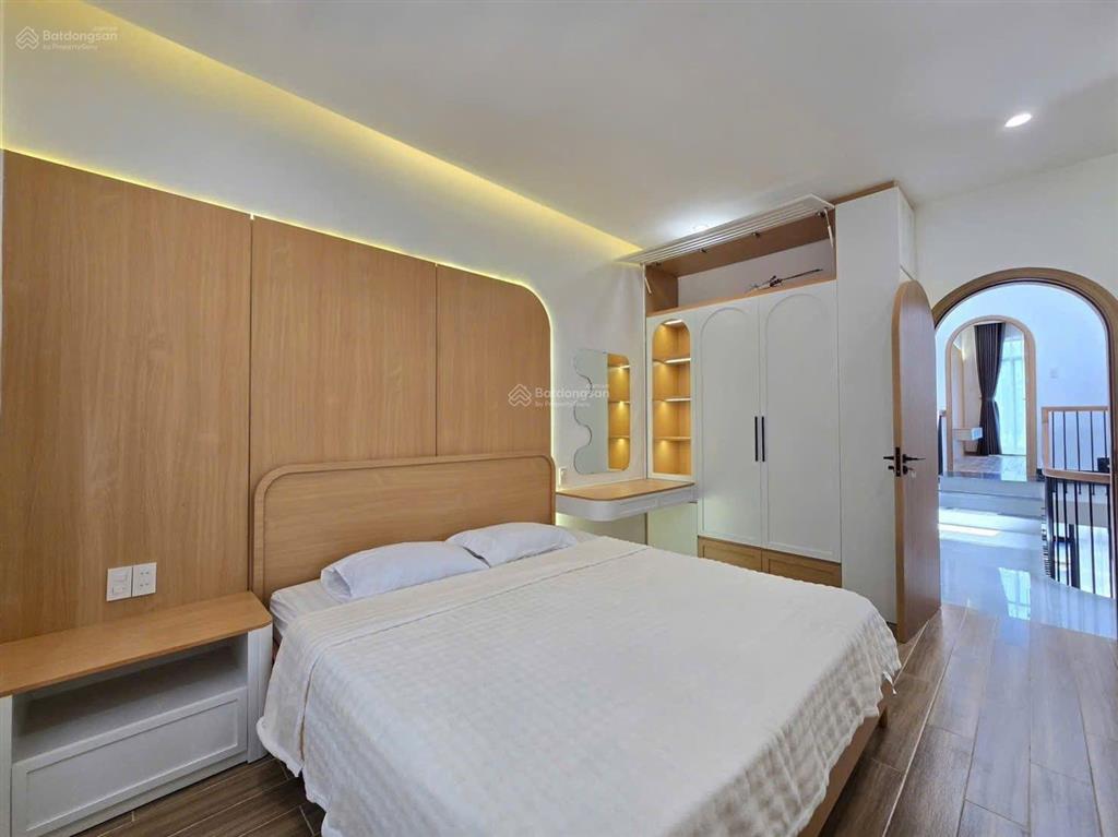 Nhà mới xây ngay trước siêu thị mega liên chiểu, đối diện trường đh sư phạm, chơn tâm 9