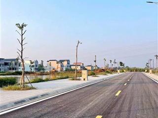 “Anh chị đang tìm đất gần biển Sầm Sơn và khu công nghiệp Lễ Môn đúng không?
 Mình có lô
