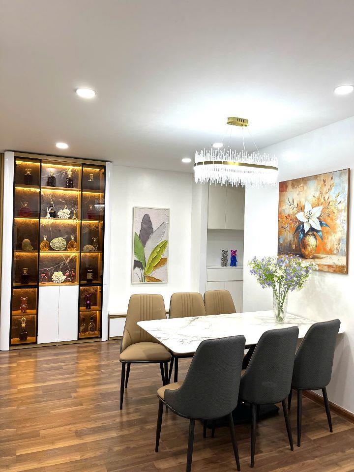 hiếm- bán chung cư kđt nam trung yên, cầu giấy dt 80m2, 2 ngủ, nhà đẹp, sẵn sổ đỏ