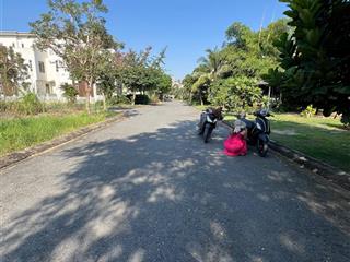 Bán đất nền biệt thự giá rẻ khu vực bến lức gần khu công nghiệp