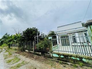 Sang lại nhà vườn (17.000m2) đất thổ cư có sẵn cây ăn trái sát chợ dân cư đông giá 500 triệu/1000m2