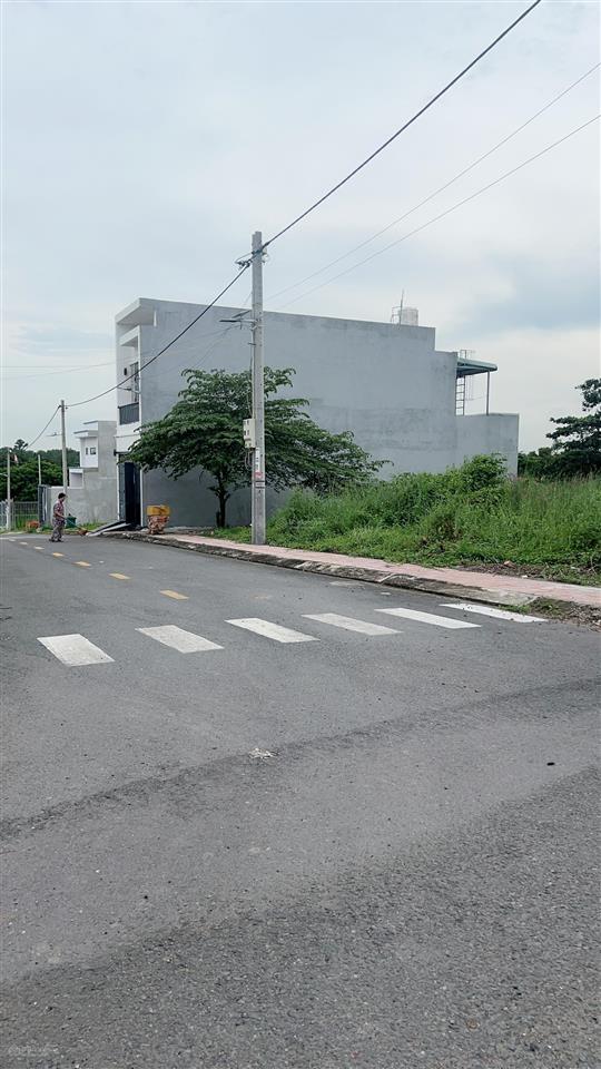 Bán đất nền giá rẻ giáp quận 9, thủ đức, diện tích 76m2 giá 1tỷ480tr/nền, sổ hồng riêng full thổ