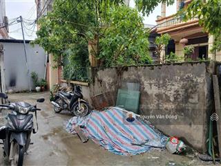 Lô góc 82m  ngũ hiệp  ô tô vào đất  cách 1 nhà ra đường ô tô tránh  giá cực tốt chỉ từ hơn 6 tỷ