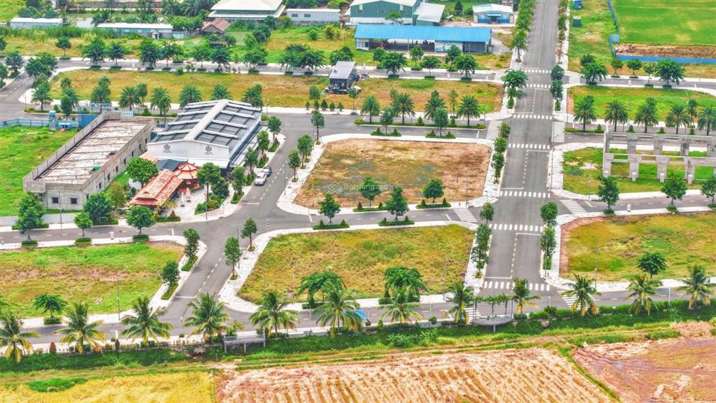 Bán đất nền dự án king hill residences, liền kề kđt ecopart và kosy(100m2) giá 2,2 tỷ,sổ hồng riêng