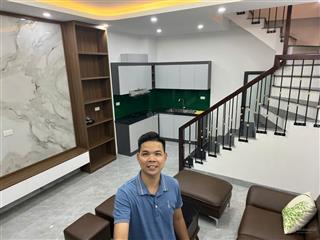 Trần phúhà đông, nhà mới xây chưa ở, 5 tầng, 3pn+nvs khép kín, sổ đỏ cất két