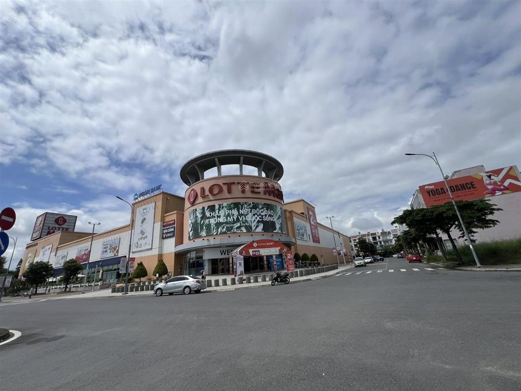 Đất 2 mặt tiền thuận an, bình dương, ngang 10m x 20m, thích hợp xây biệt thự/văn phòng, giá 8.5 tỷ