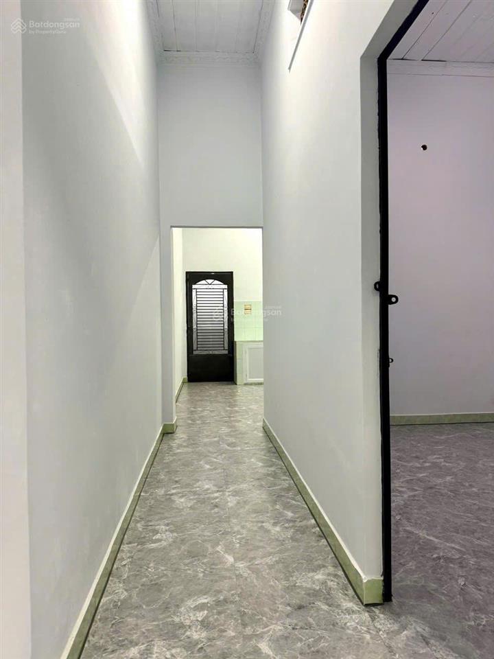 Mt đường số 3 tăng nhơn phú b chỉ 4.2 tỷ!