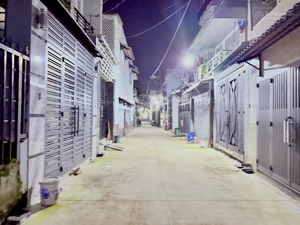 Nhà đẹp huỳnh văn nghệ 2 tầng 82m khu dân cư an ninh 6.8 tỷ.