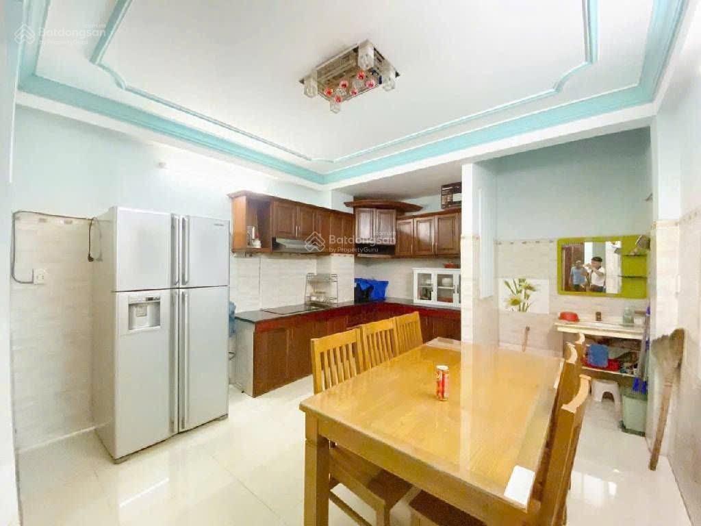 Hiếm khu tân hương hẻm thông 10m nhà 4 tầng btct 4x16m giá chỉ 9.2 tỷ tl
