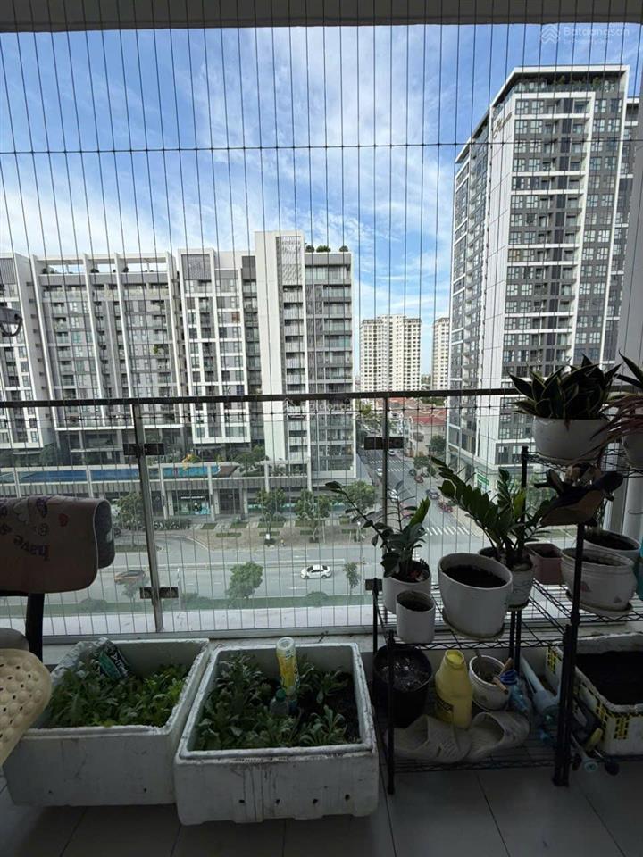 Cho thuê căn hộ the antonia, 2pn 2wc,nhà đẹp, full nội thất  em hạnh 0918 785 ***