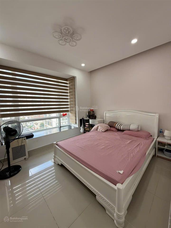 Cho thuê căn hộ the antonia, 2pn 2wc,nhà đẹp, full nội thất  em hạnh 0918 785 ***