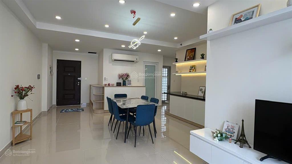 Cho thuê chung cư scenic valley, pmh, q7 nhà mới, đẹp, full nội thất cao cấp.  em hạnh 0918 785 ***