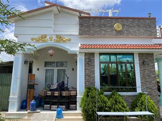 Bán nhà mặt tiền tỉnh lộ 879d, đường về mẹ mẫu tiền giang, thoáng mát, yên tĩnh, phù hợp nghỉ dưỡng