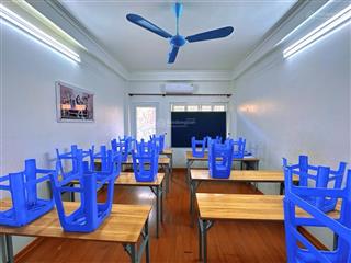 Gần ô tô  nhà thoáng sáng  dân xây kcbt chắc chắn  chủ thiện chí.
