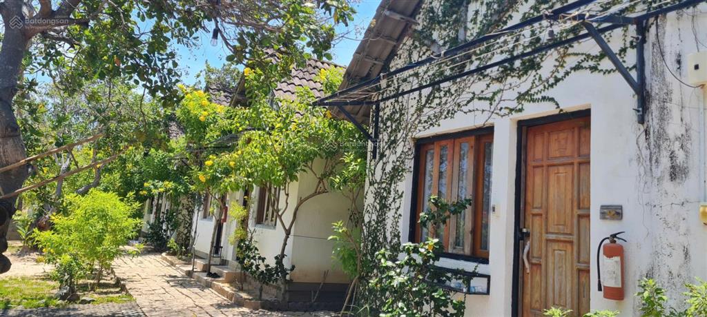 Chính chủ bán khu nghỉ dưỡng bình lập, villa đảo hoa vàng 5.112,8m2 đang kinh doanh ổn định