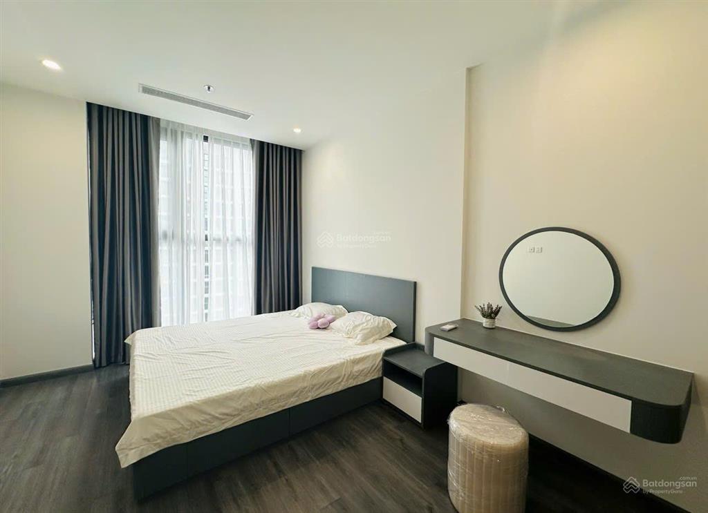 Cho thuê căn hộ 1 phòng ngủ tại vinhomes oceanpark từ nguyên bản tới đầy đủ nội thất, có slot ô tô
